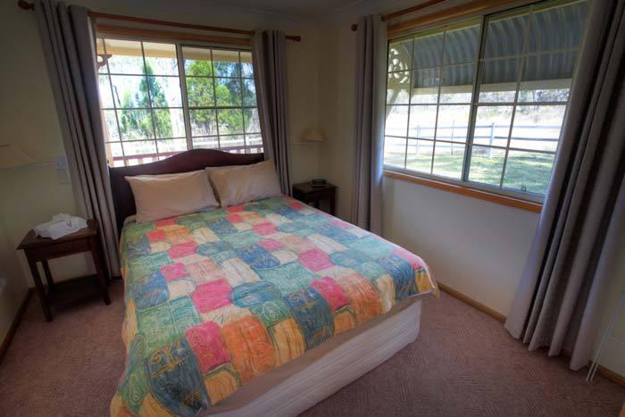 Accommodation Creek Cottages & Sundown View Suites Ballandean الغرفة الصورة